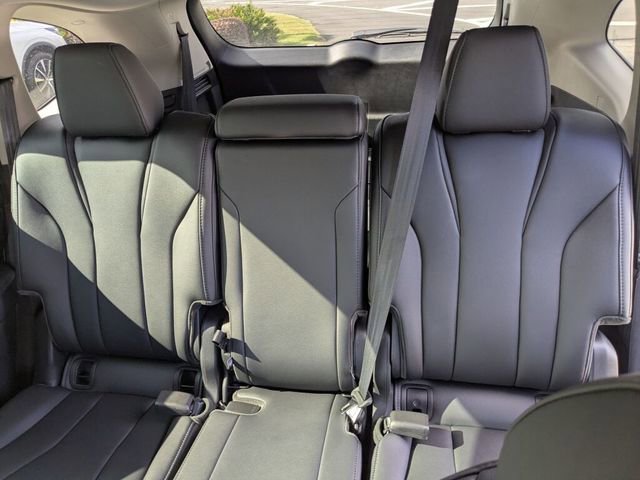 Certified 2025 Acura MDX SH-AWD image 33