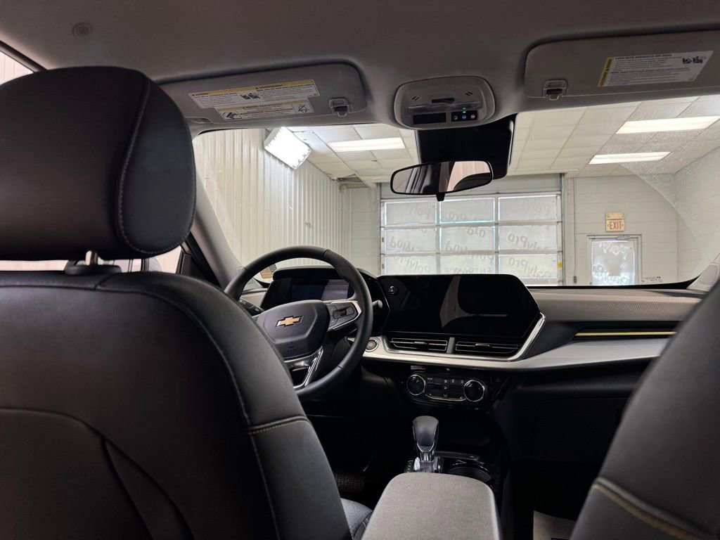 New 2026 Chevrolet Trax LT w/ Driver Confidence Package image 21