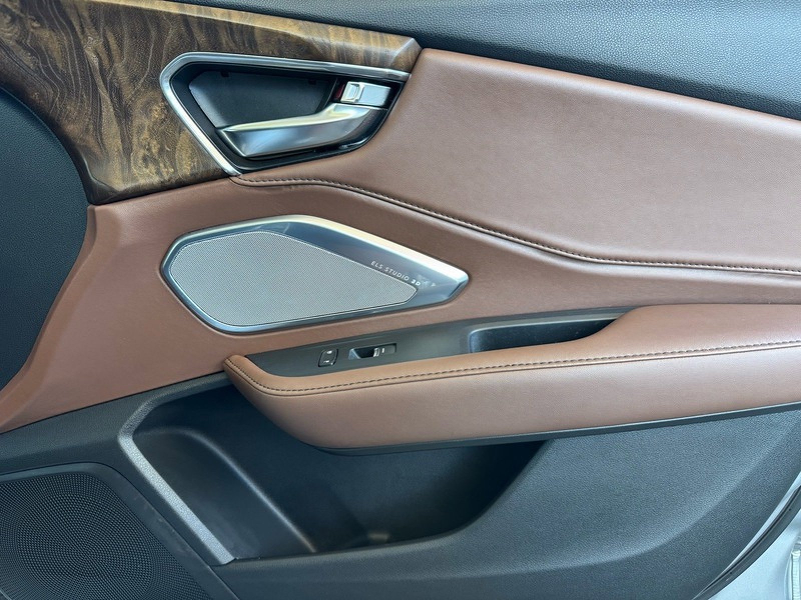 Used 2019 Acura RDX AWD w/ Advance Package image 21