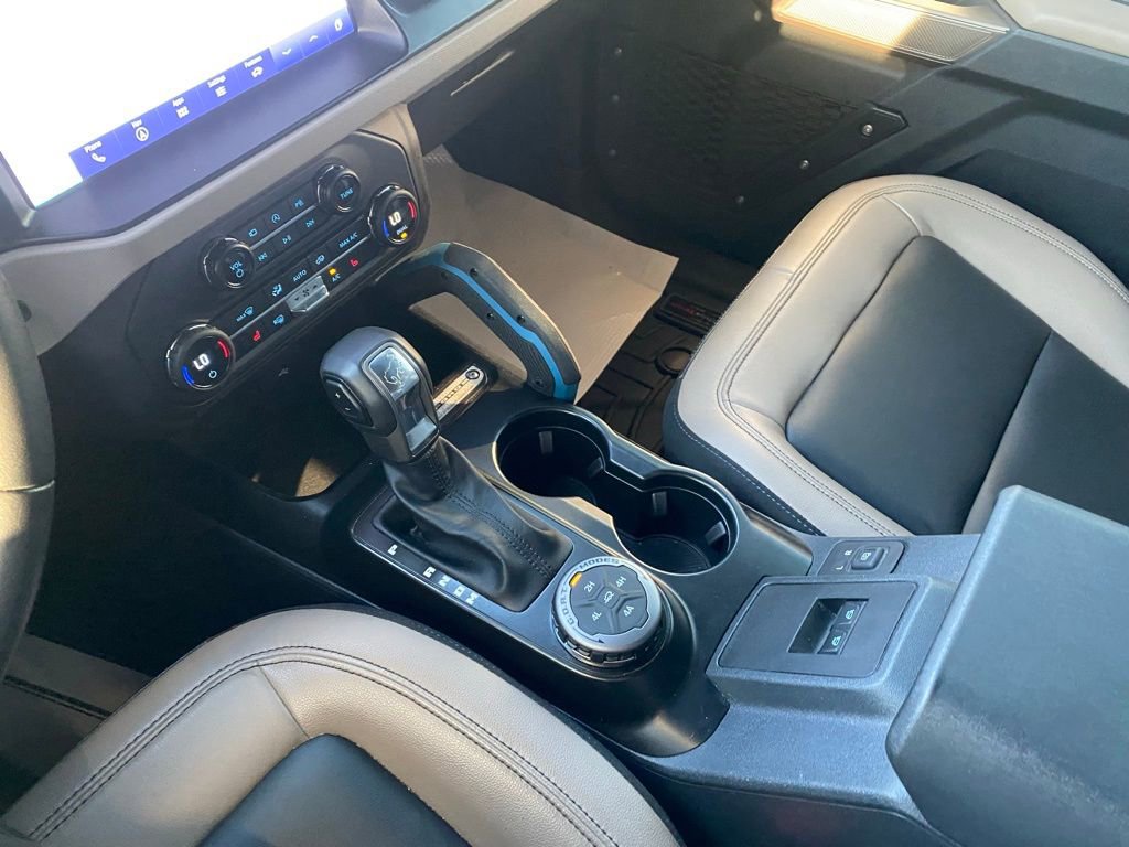 Used 2023 Ford Bronco Wildtrak image 24