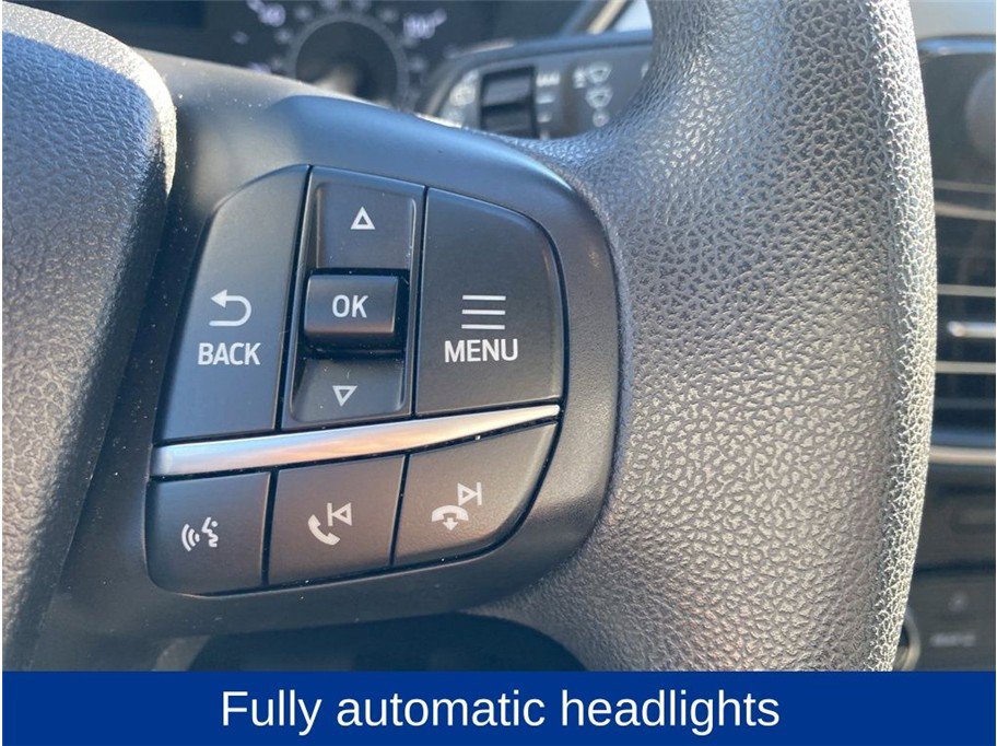 Used 2022 Ford Escape SE image 16