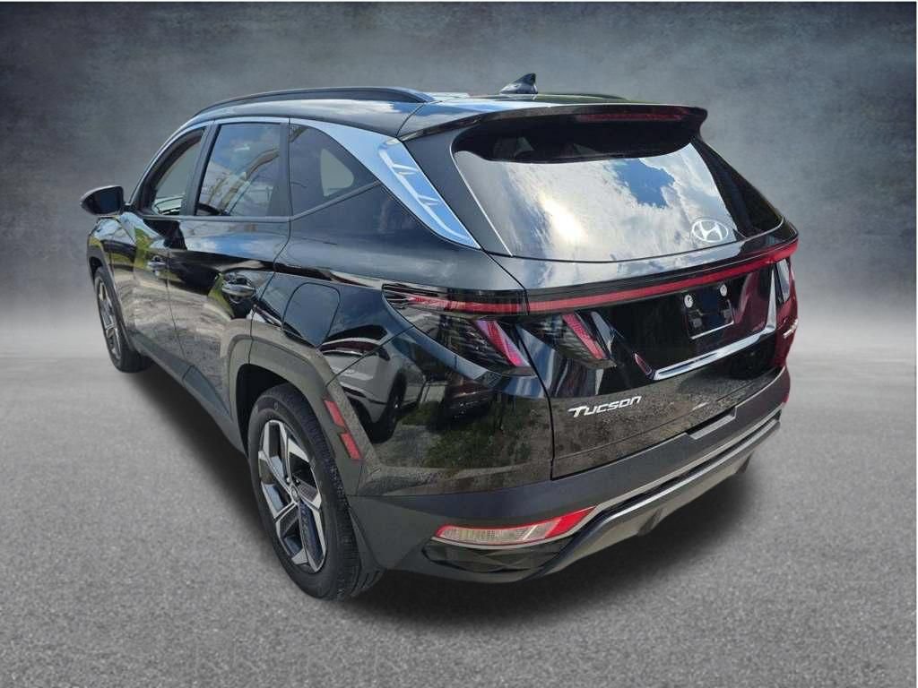 Used 2022 Hyundai Tucson SEL w/ Cargo Package AWD/4WD image 2