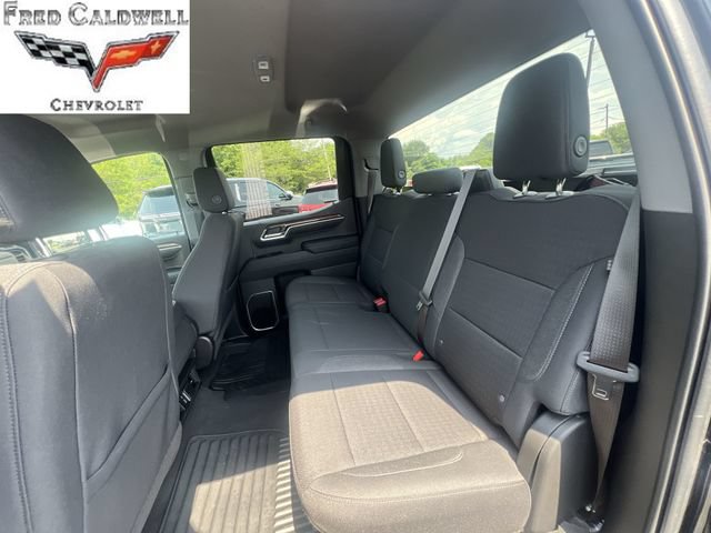 Used 2023 Chevrolet Silverado 1500 LT AWD/4WD image 30
