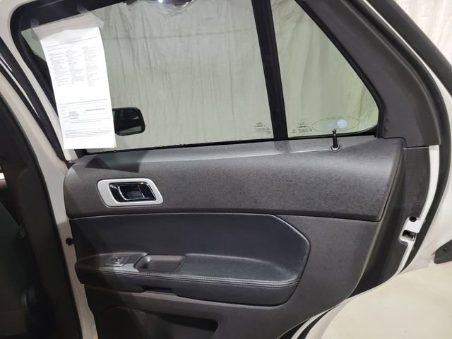 Used 2015 Ford Explorer XLT w/ Equipment Group 201A image 54
