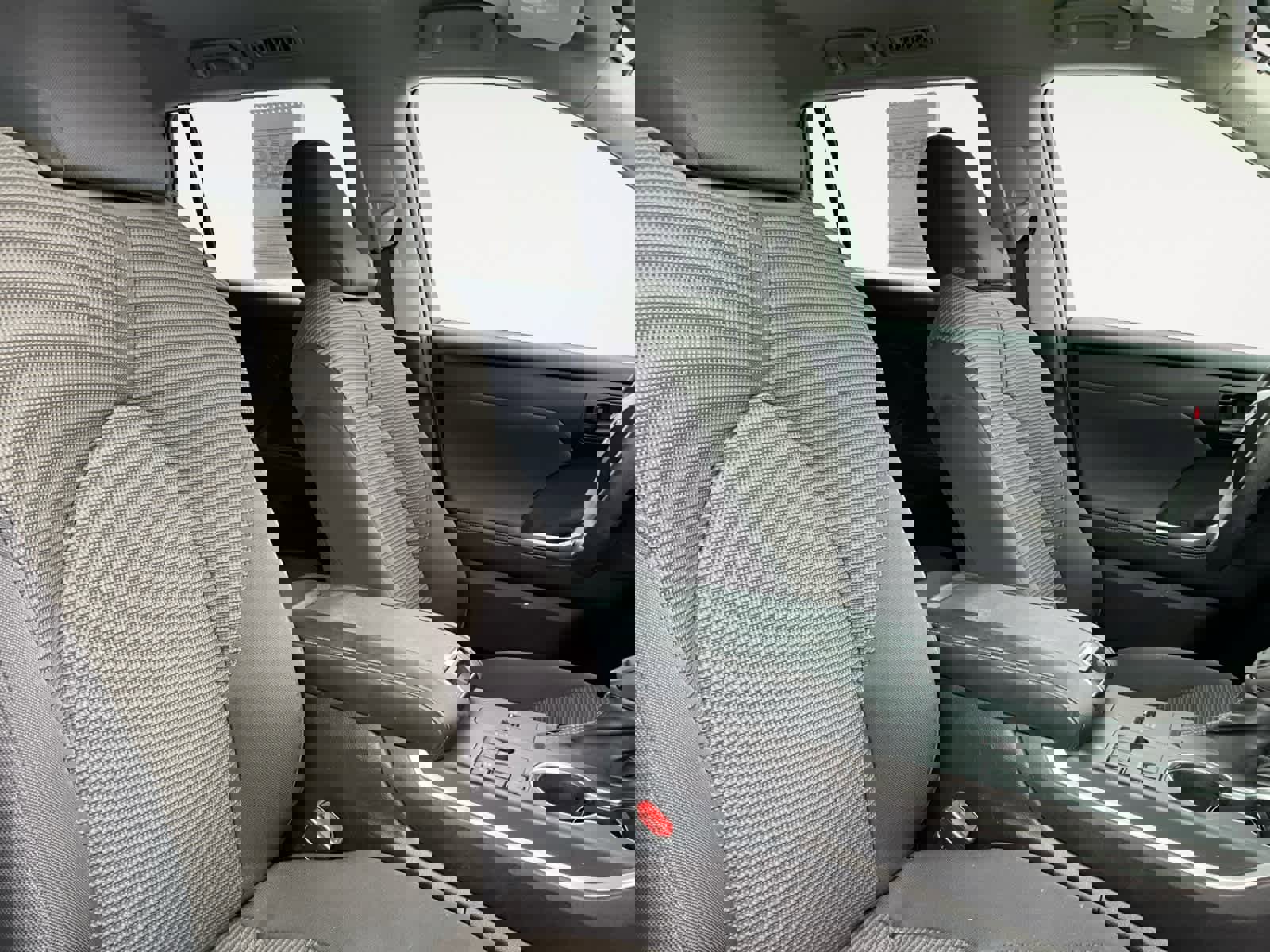 Used 2023 Toyota Highlander L image 13