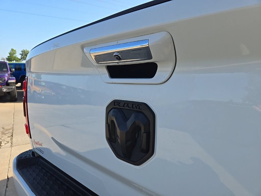 Used 2022 RAM 2500 Laramie AWD/4WD image 25