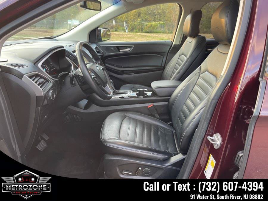 Used 2017 Ford Edge SEL w/ Equipment Group 201A AWD/4WD image 23