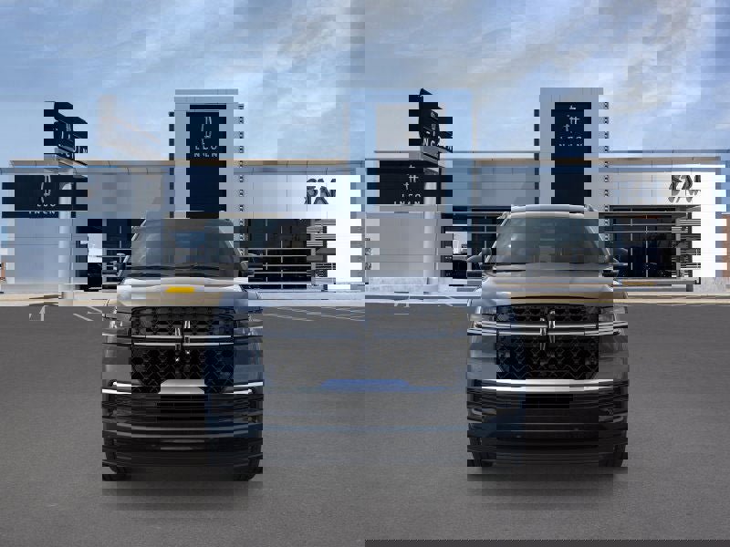 New 2025 Lincoln Navigator Reserve image 6