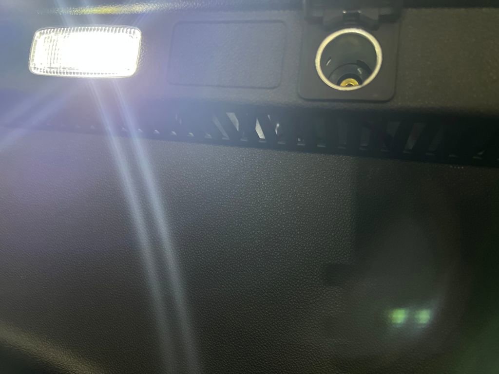 Used 2025 GMC Terrain Elevation image 31