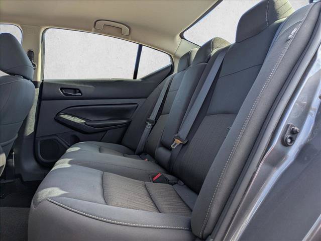 Used 2024 Nissan Altima 2.5 SV FWD image 18