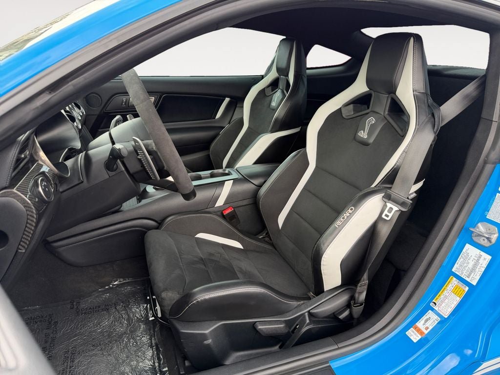 Used 2022 Ford Mustang Shelby GT500 w/ Carbon Fiber Track Pack RWD image 6
