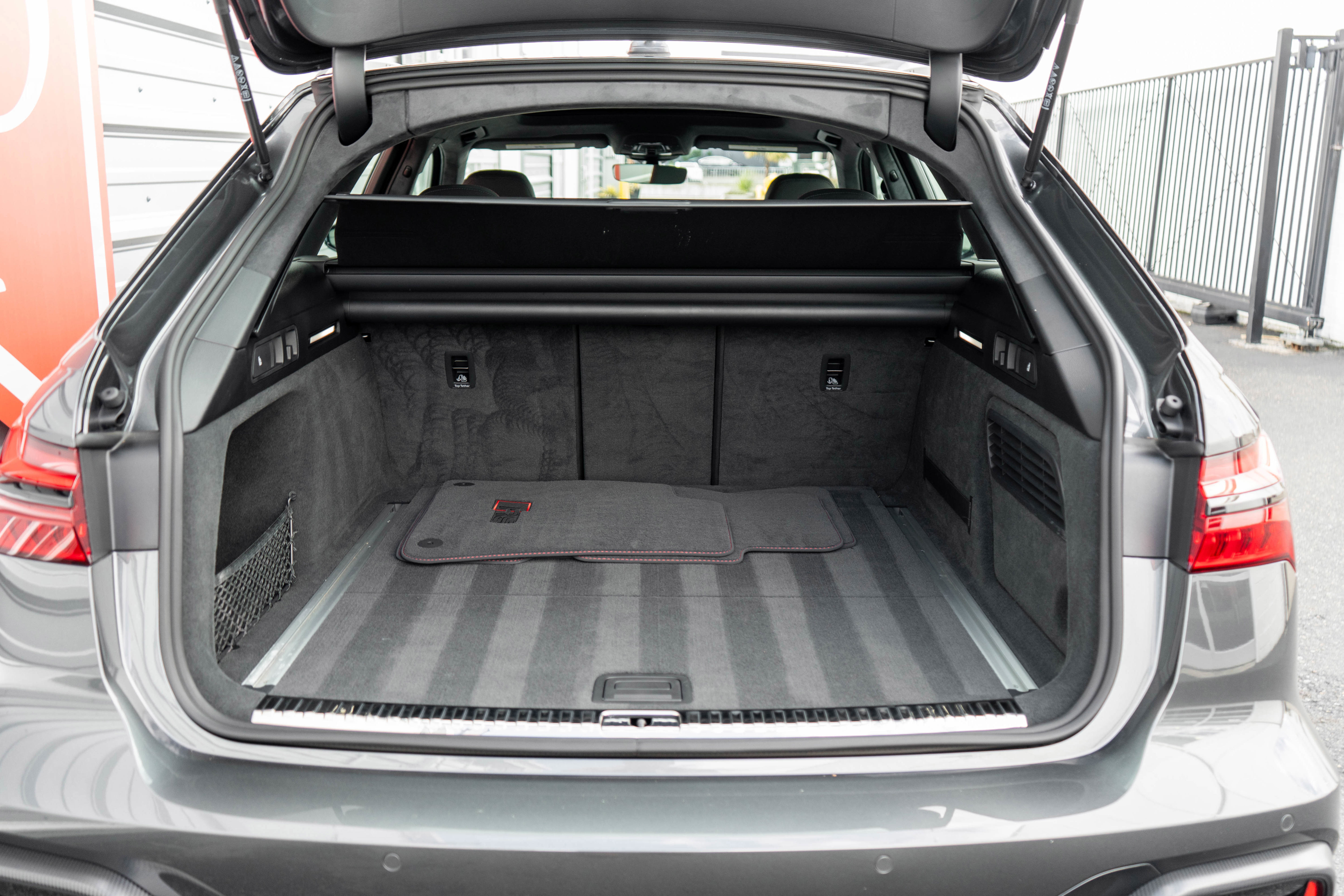 Used 2025 Audi RS 6 performance image 35