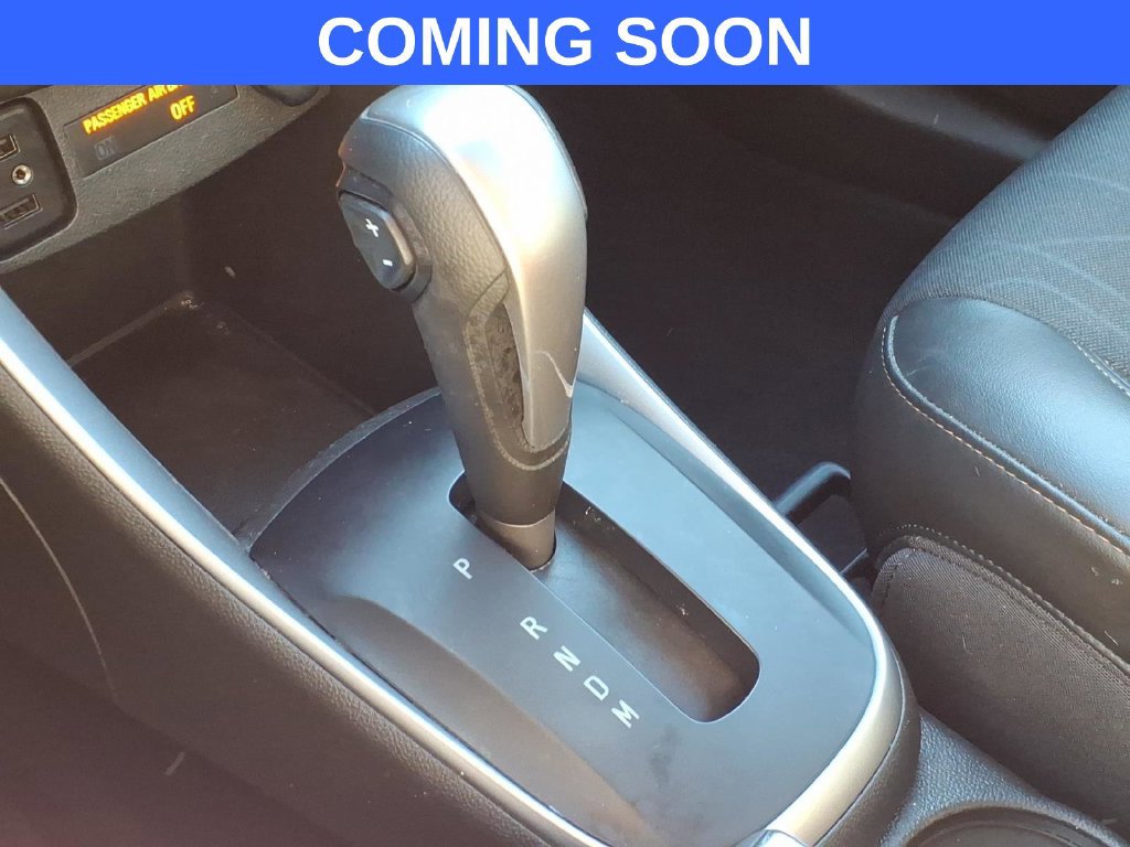 Used 2022 Chevrolet Trax LT w/ LT Convenience Package AWD/4WD image 26
