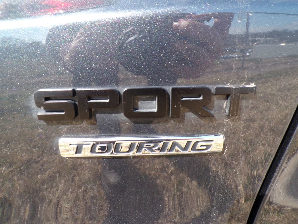 Used 2025 Honda CR-V Sport Touring image 4
