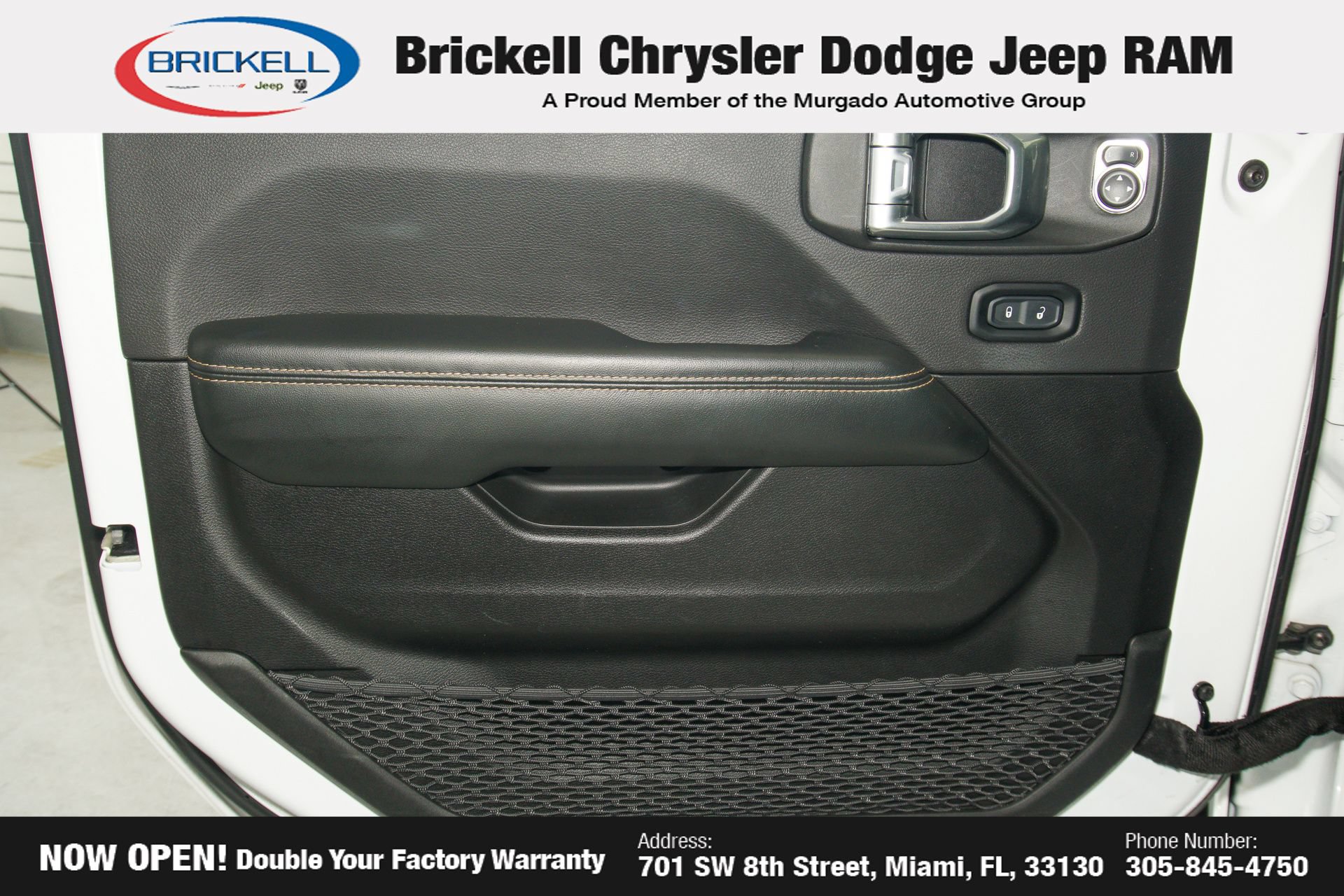 Used 2024 Jeep Wrangler Unlimited Sahara AWD/4WD image 11