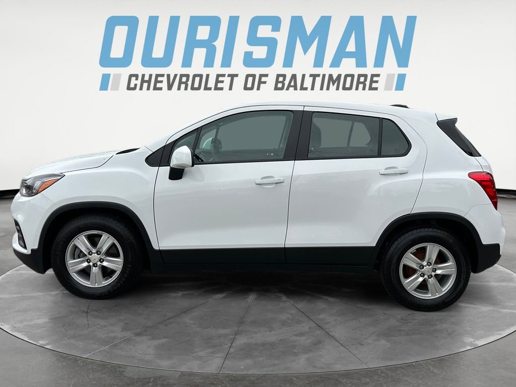 Used 2020 Chevrolet Trax LS FWD image 3