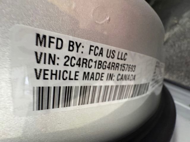 Used 2024 Chrysler Pacifica Touring-L FWD image 28