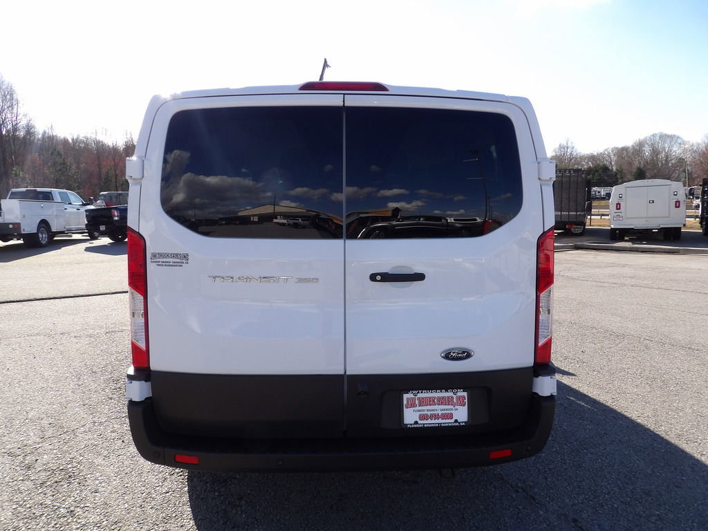 Used 2023 Ford Transit 350 XLT RWD image 6