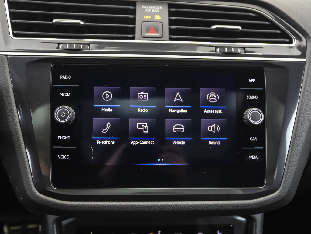 Used 2022 Volkswagen Tiguan SE R-Line AWD/4WD image 15