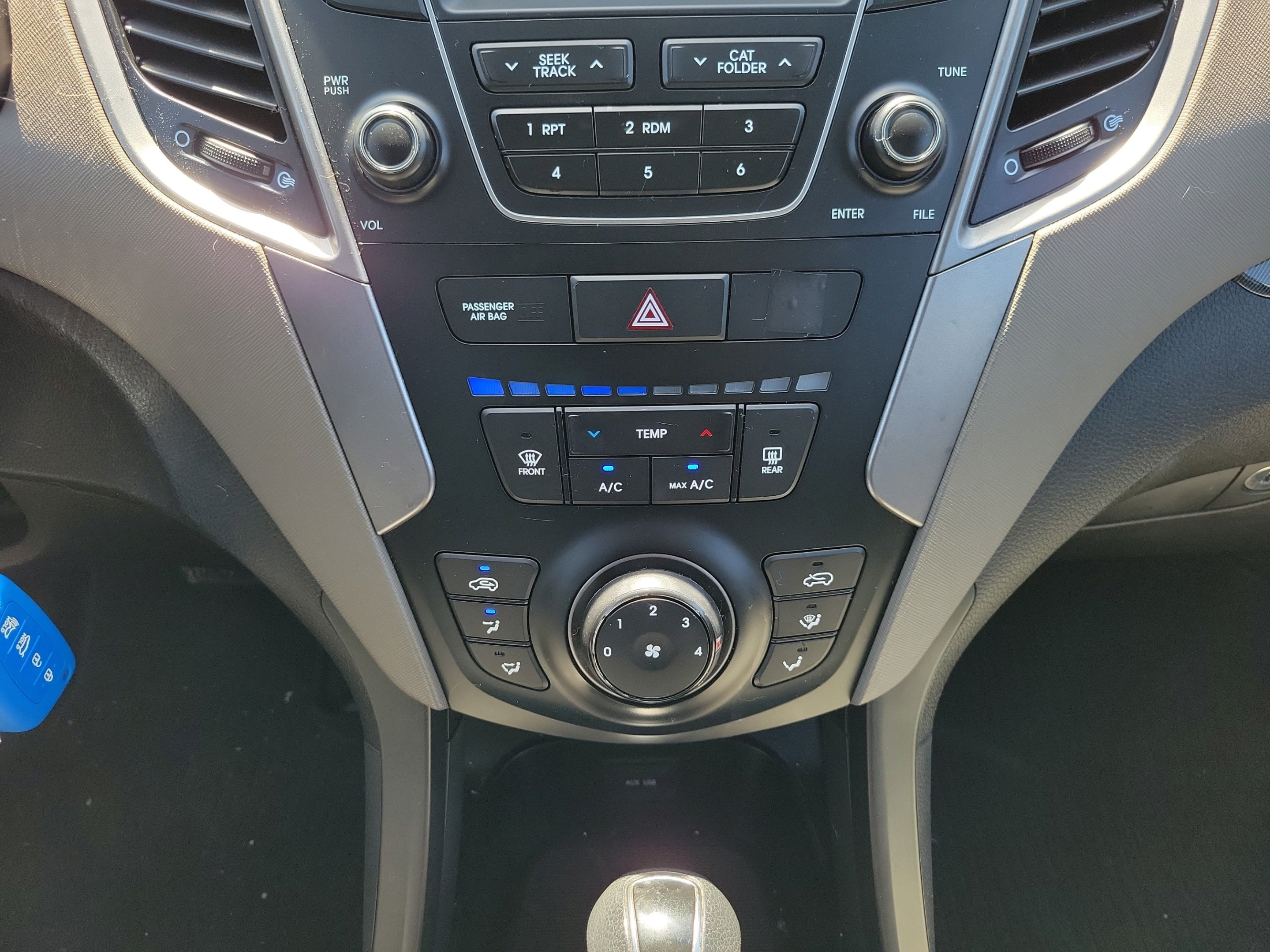 Used 2015 Hyundai Santa Fe Sport FWD image 14