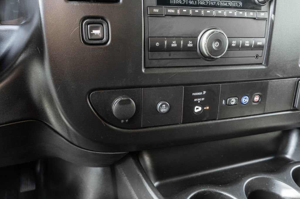 Used 2024 GMC Savana 2500 w/ Driver Convenience Package image 16