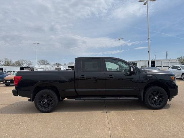Used 2019 Nissan Titan SL w/ Midnight Edition image 2