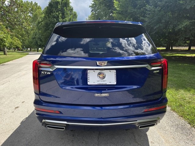 Used 2025 Cadillac XT6 Premium Luxury image 5