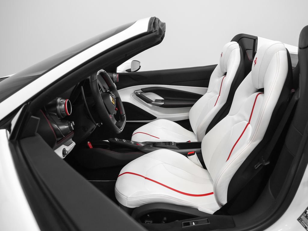 Certified 2022 Ferrari F8 Tributo RWD image 87