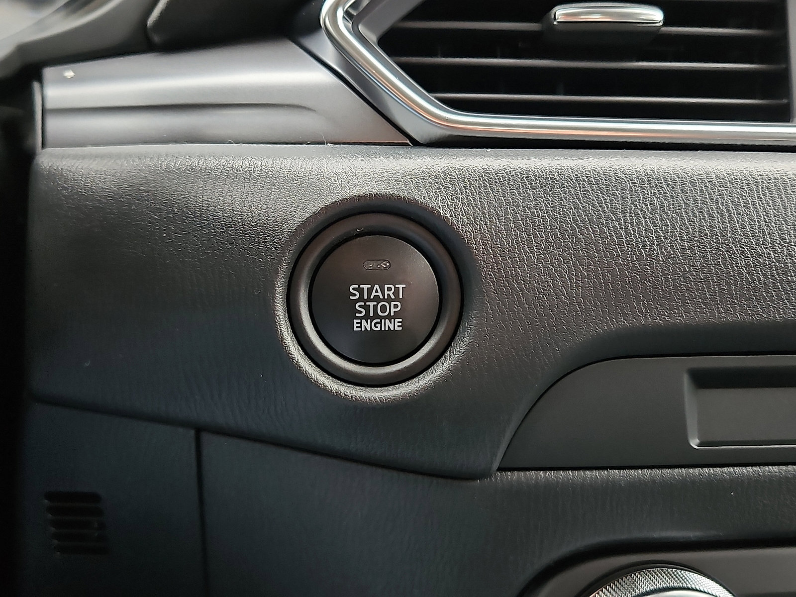 New 2025 MAZDA CX-5 AWD 2.5 S image 17