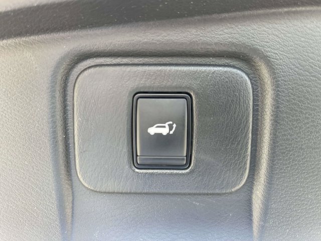 Used 2024 Nissan Murano SL FWD image 14