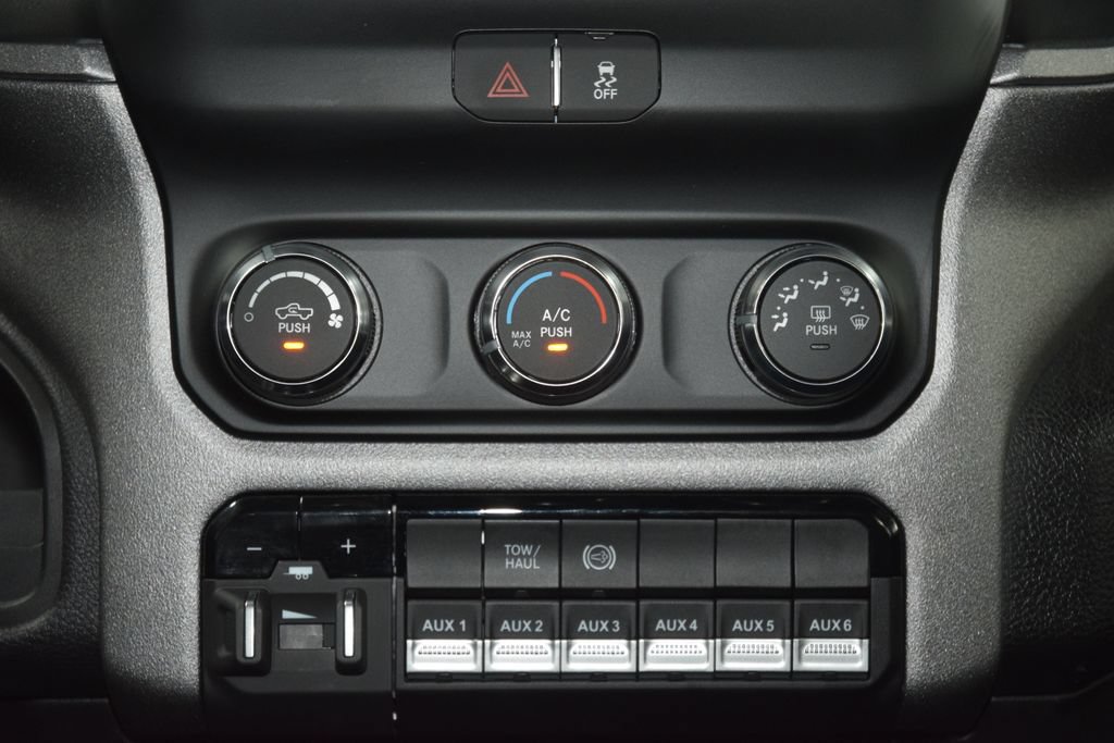Used 2024 RAM 3500 Tradesman AWD/4WD image 32