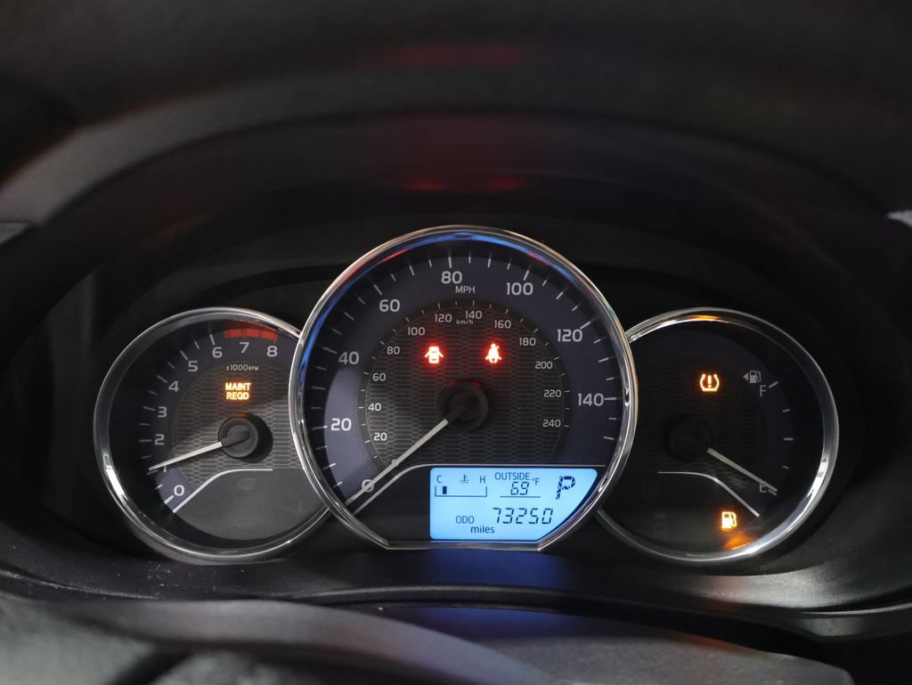 Used 2015 Toyota Corolla LE FWD image 37