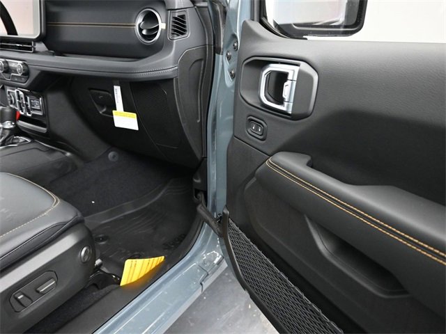 New 2025 Jeep Gladiator Sport w/ Premium Package image 22