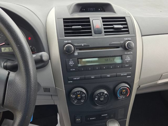 Used 2013 Toyota Corolla L FWD image 17