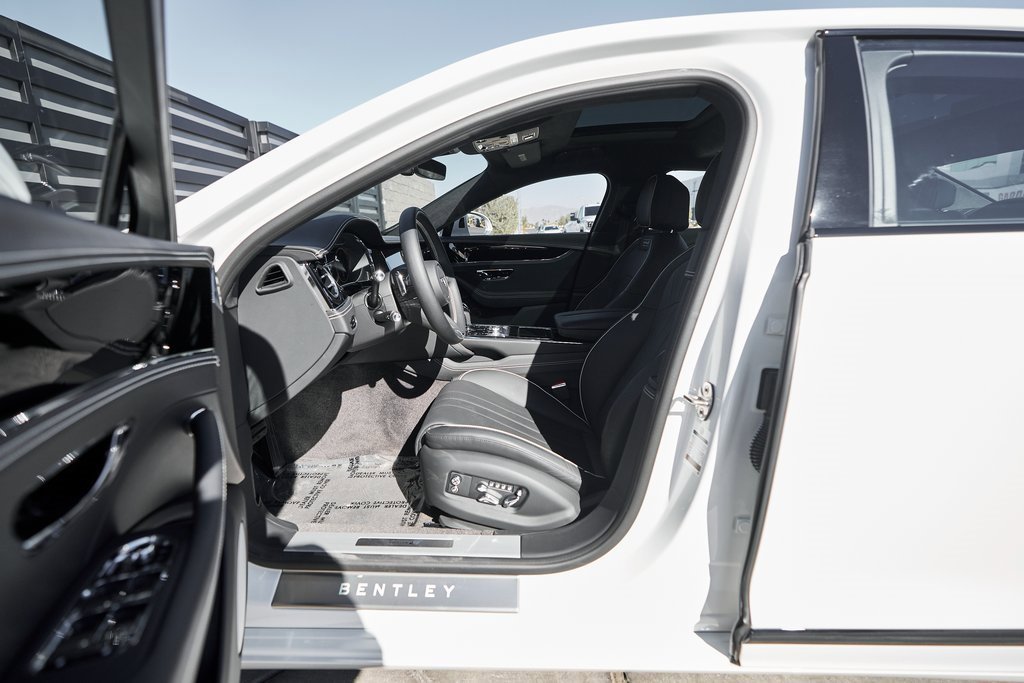 Used 2024 Bentley Flying Spur S V8 image 26