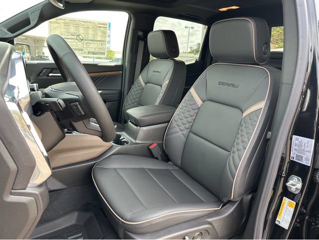 New 2026 GMC Canyon Denali w/ LPO, Denali Black Edition AWD/4WD image 6