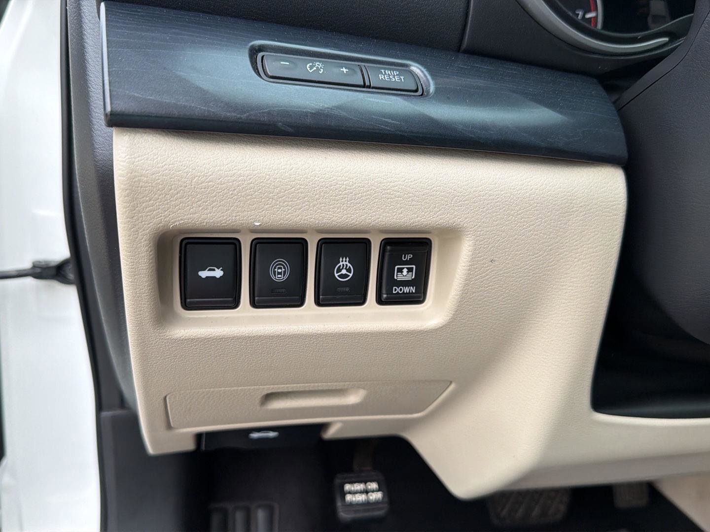 Used 2023 Nissan Maxima Platinum w/ Sport Mat Group FWD image 20