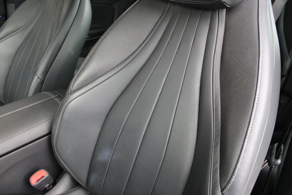 Used 2025 Mercedes-Benz CLE 300 4MATIC Coupe w/ AMG Line image 10