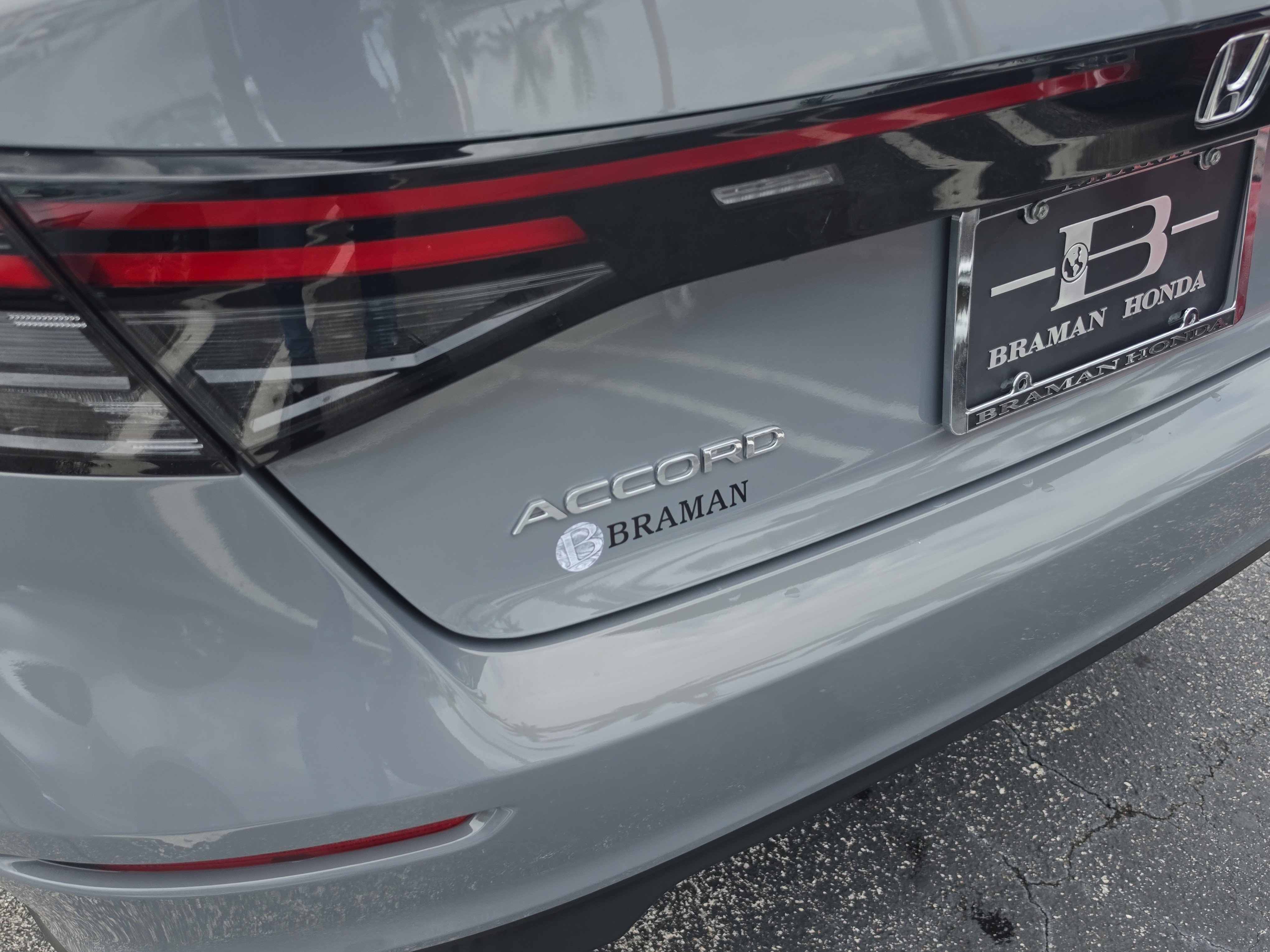 Certified 2025 Honda Accord Sport image 7