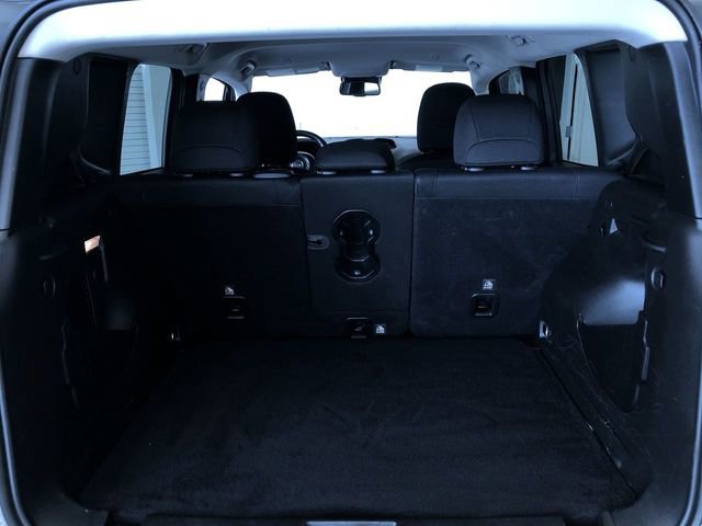 Used 2022 Jeep Renegade Trailhawk w/ Trailer Tow Group image 33