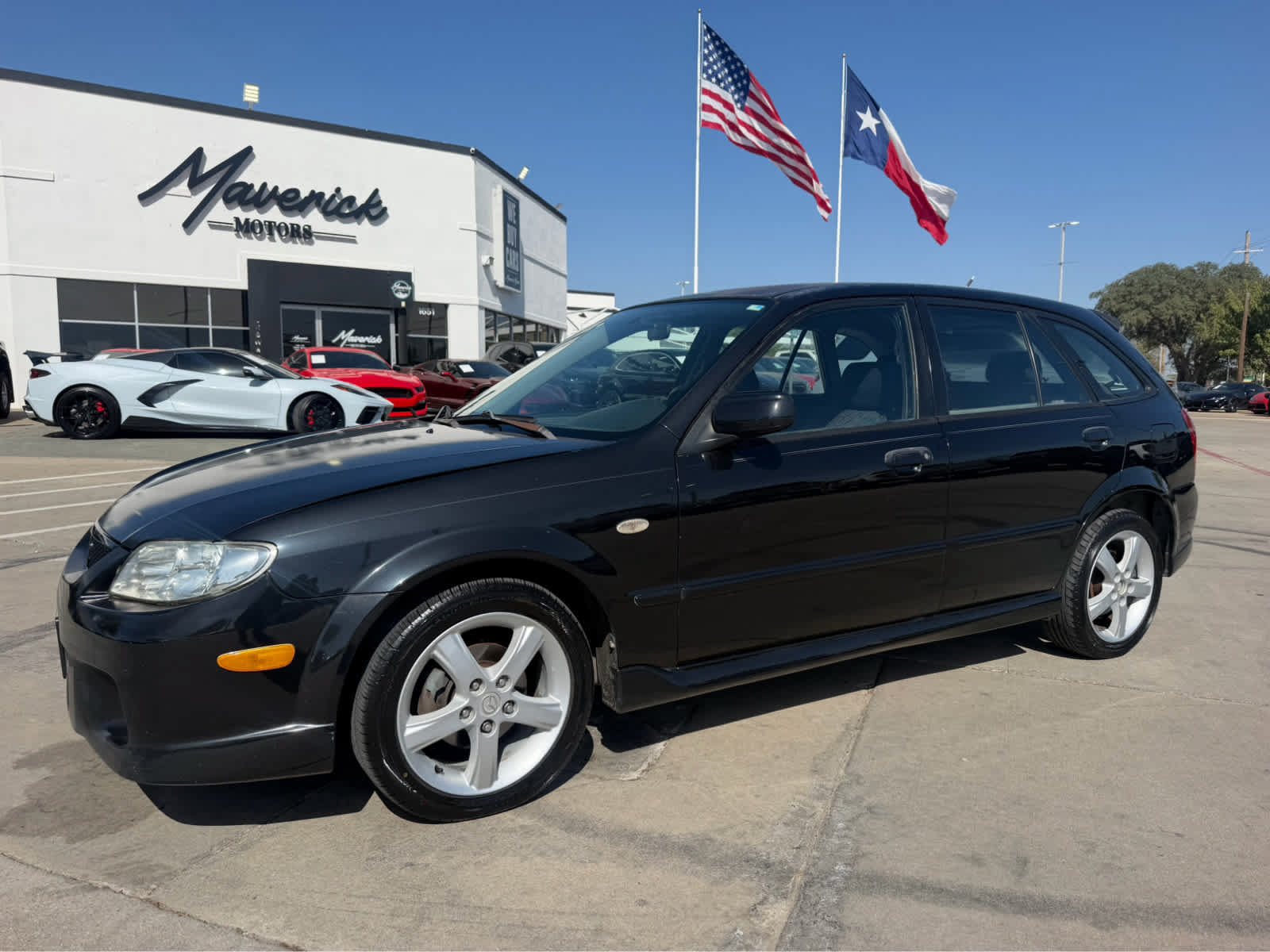 Used 2003 MAZDA Protege5 FWD image 1