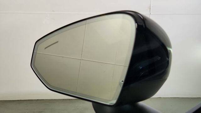 New 2026 Volvo EX30 Plus w/ Climate Package RWD image 13
