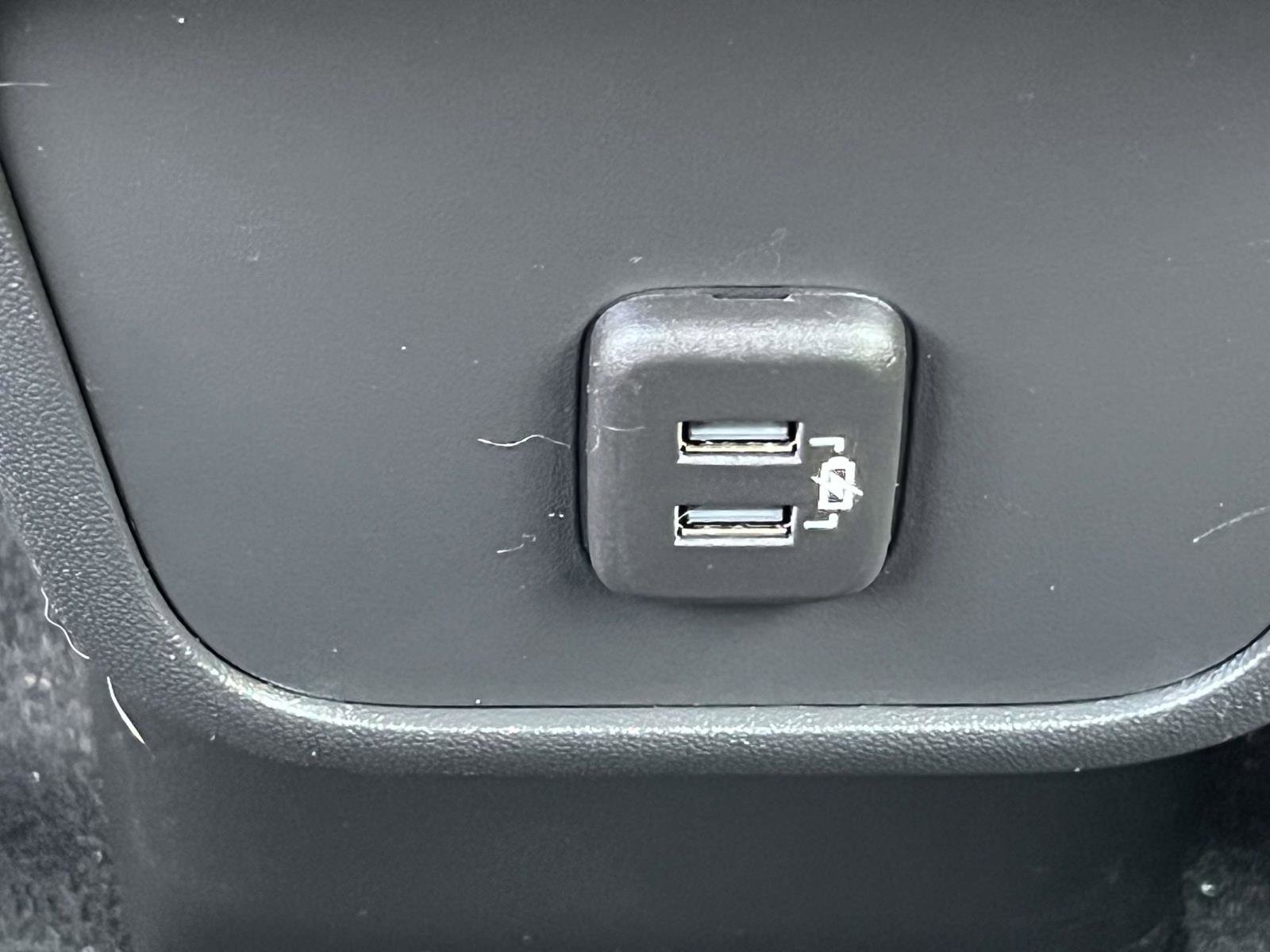 Used 2020 Chevrolet Equinox LS FWD image 9