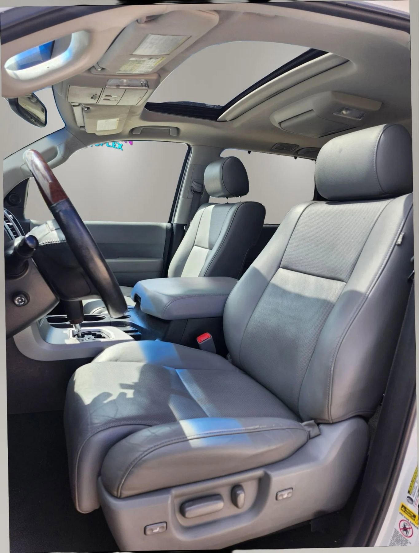 Used 2016 Toyota Sequoia Platinum AWD/4WD image 13