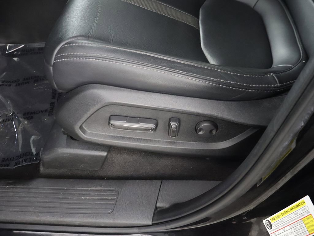 Used 2023 Honda Pilot Touring image 34