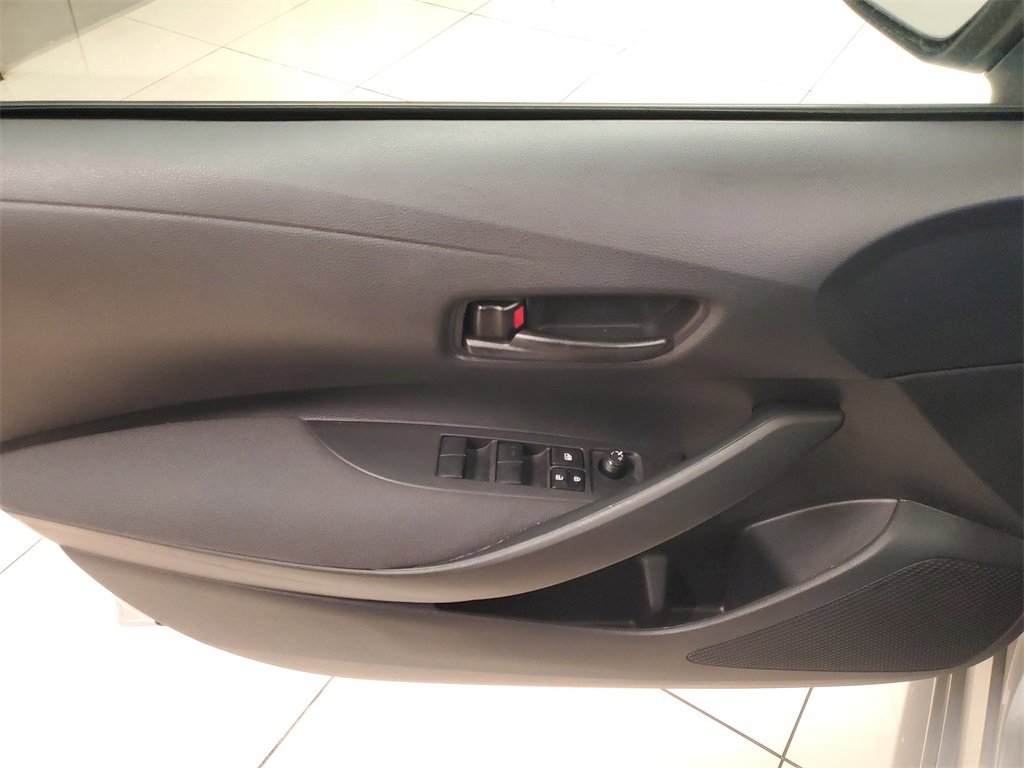 Used 2023 Toyota Corolla LE image 19