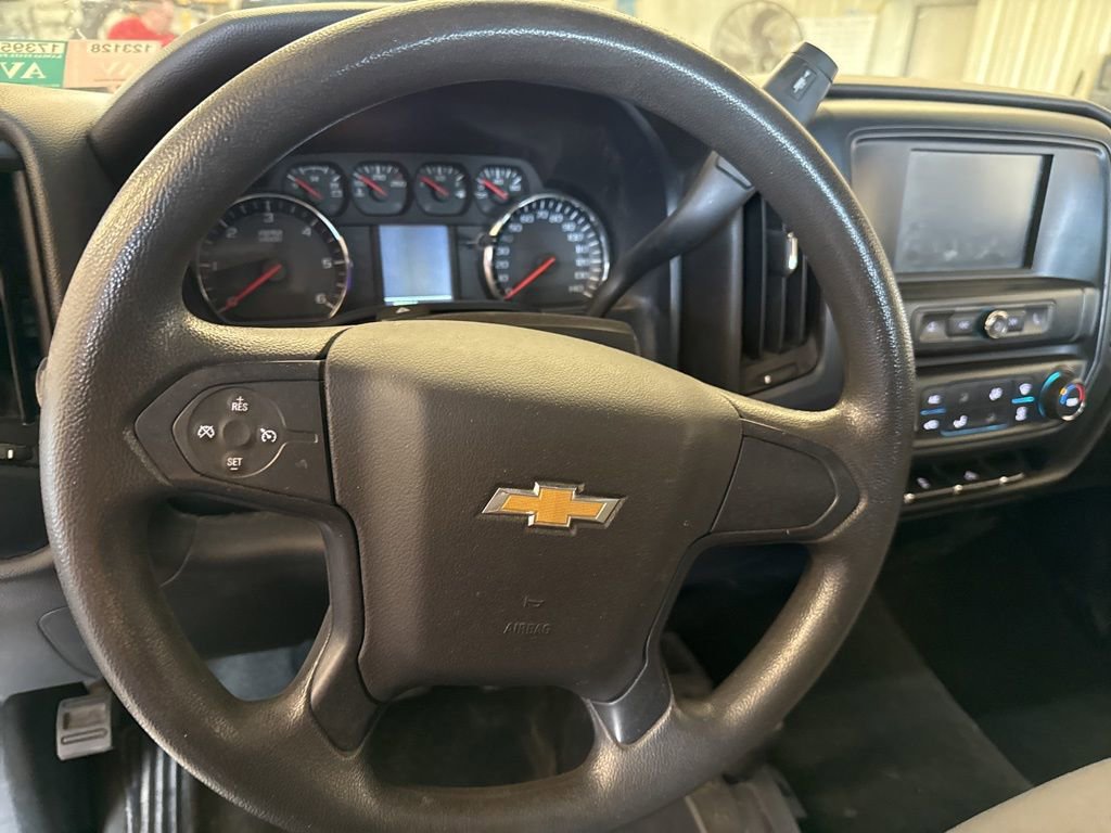 Used 2017 Chevrolet Silverado 1500 Custom w/ Custom Convenience Package AWD/4WD image 11