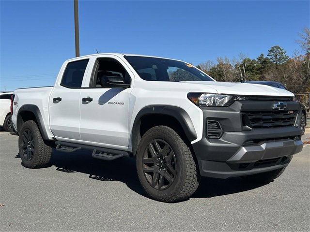 Used 2024 Chevrolet Colorado Trail Boss w/ Advanced Trailering Package image 4