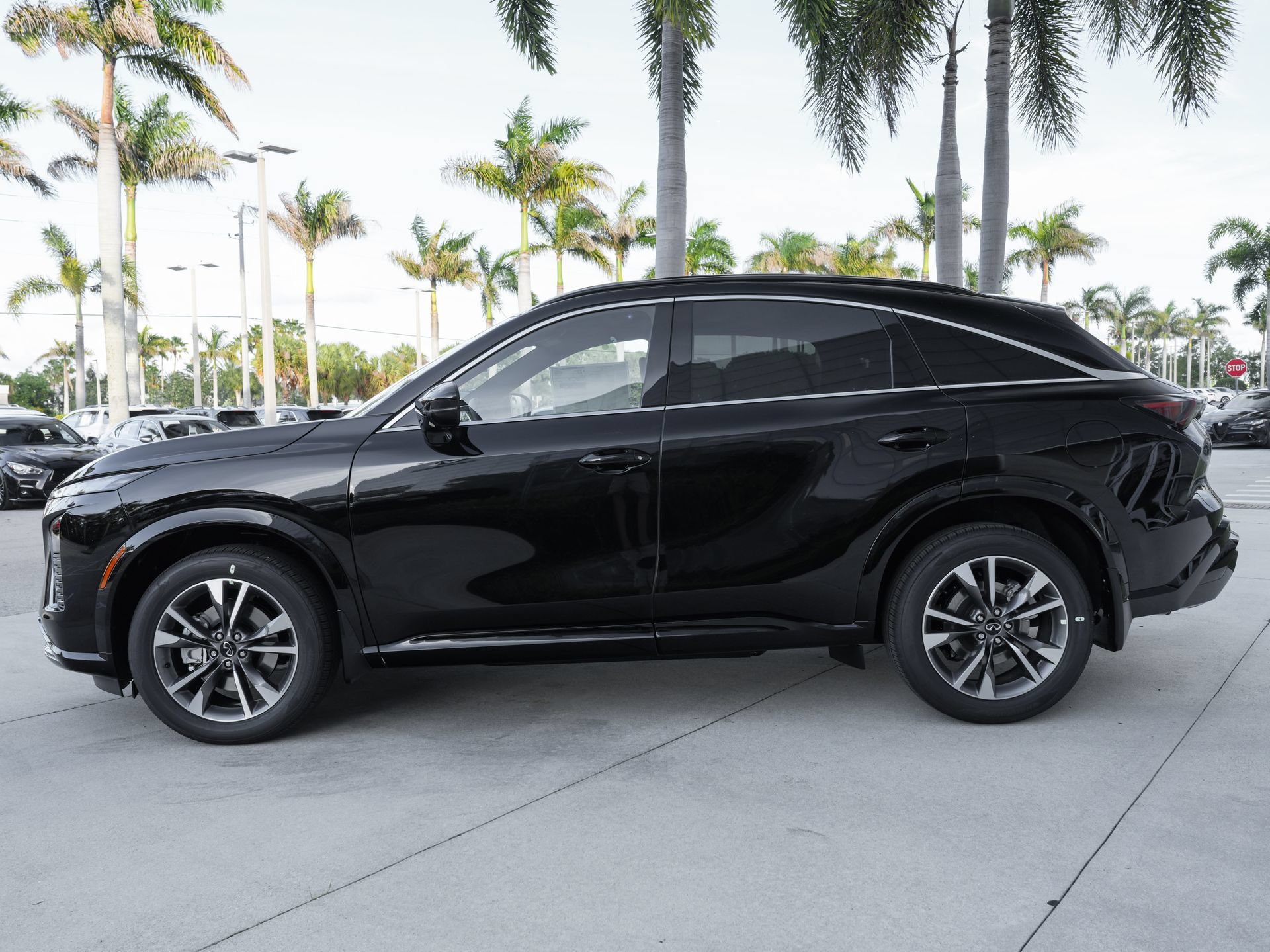 New 2027 INFINITI QX65 Luxe AWD/4WD image 23