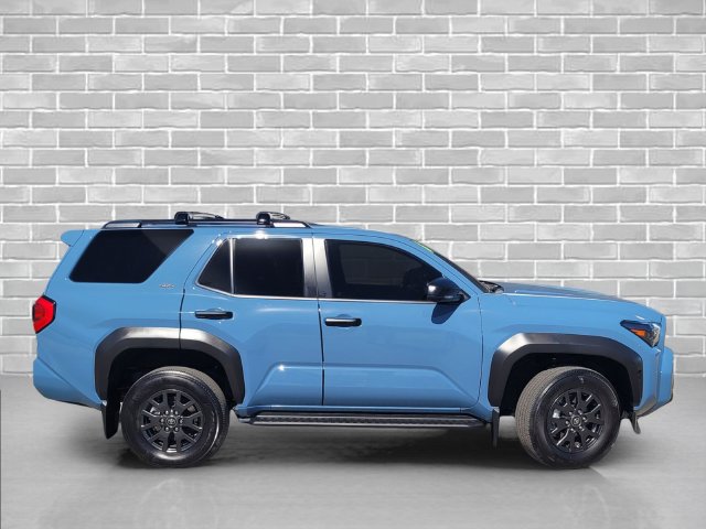 Used 2026 Toyota 4Runner SR5 AWD/4WD image 4